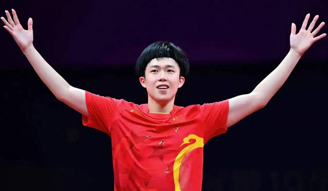 今夏足坛最 今夏足坛最