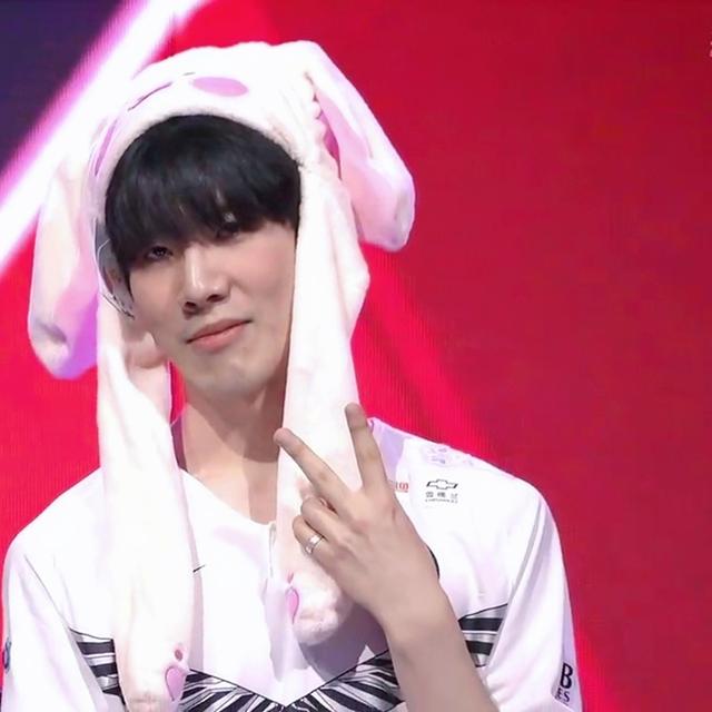 自然量依托 自然量依托