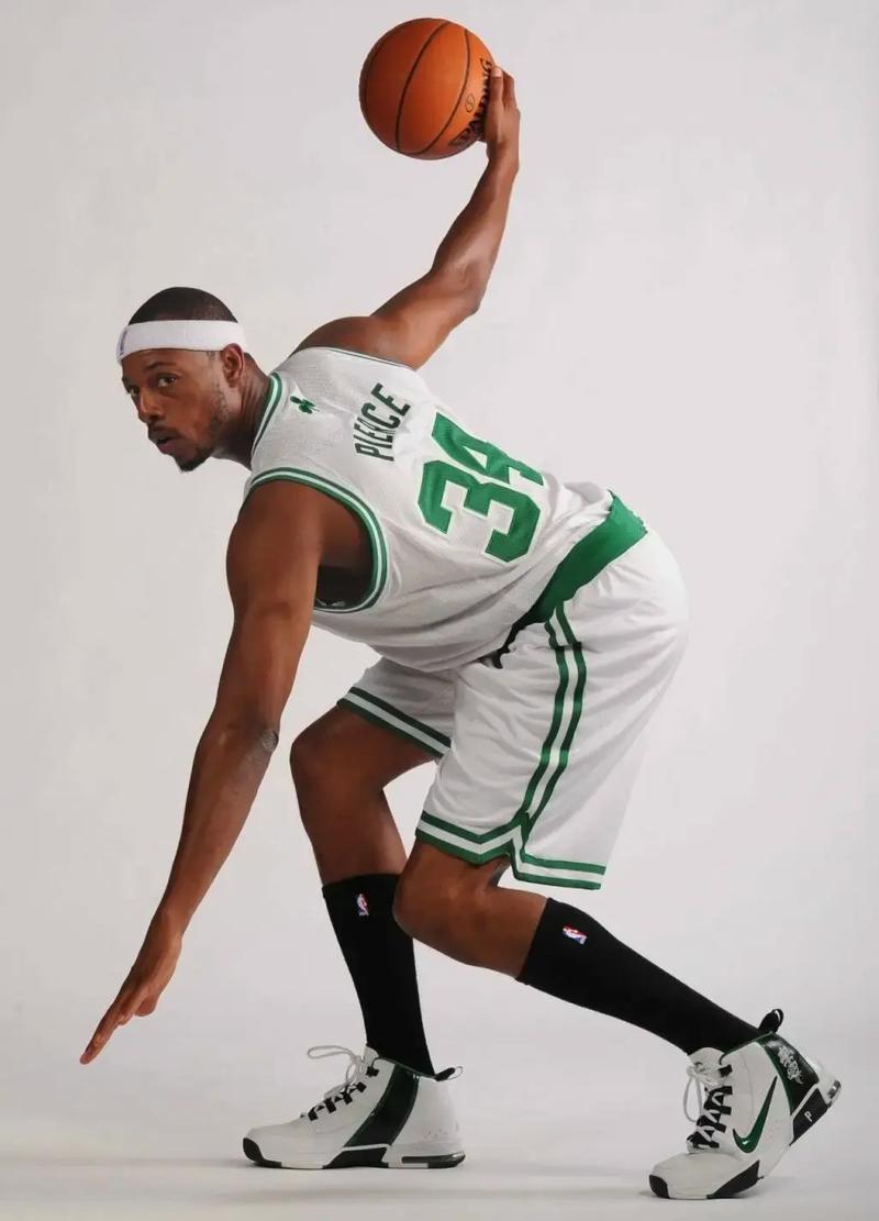 留意末节的 留意末节的