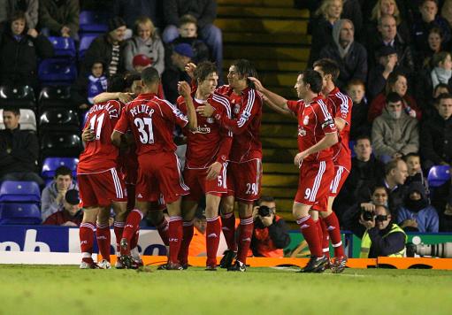 绕主题展开 绕主题展开