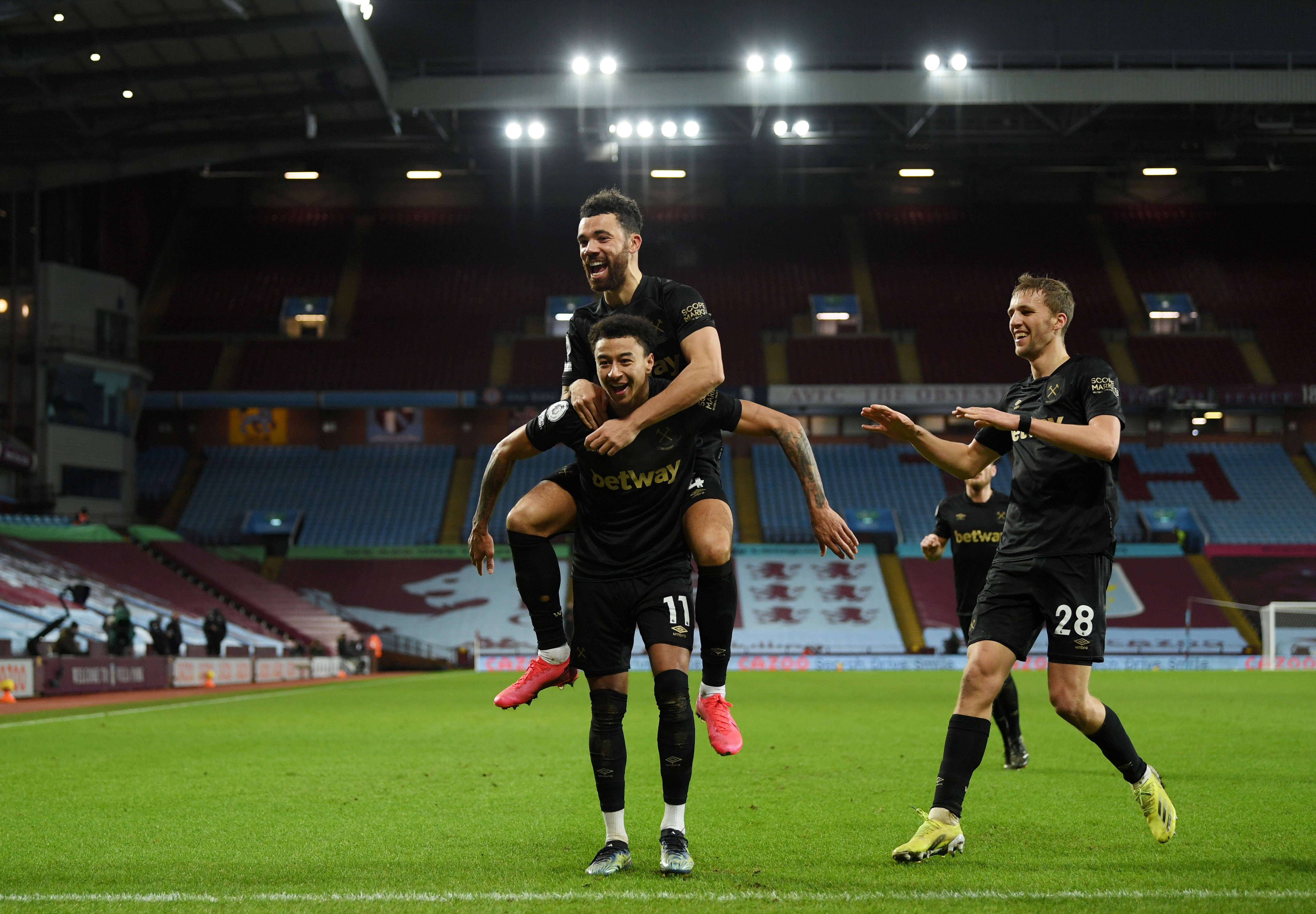 罗的出棒触 罗的出棒触